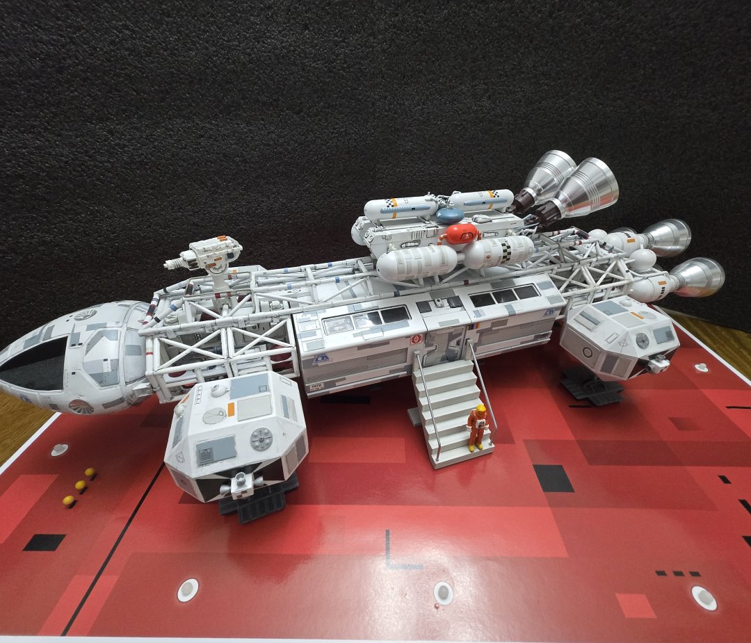 Space 1999 Eagle transporter with boosters, lighting and many extras