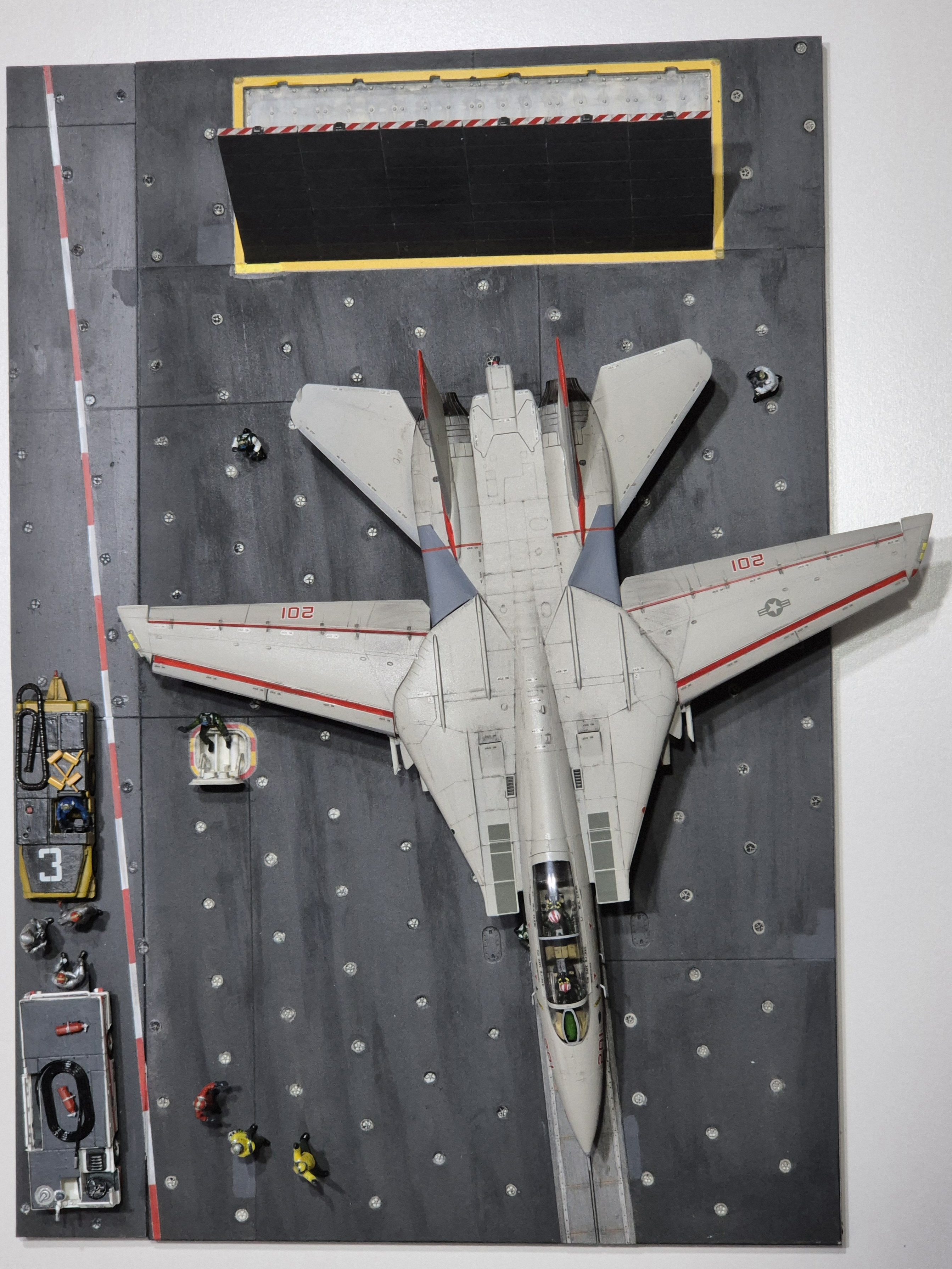US Aircraft carrier deck launch