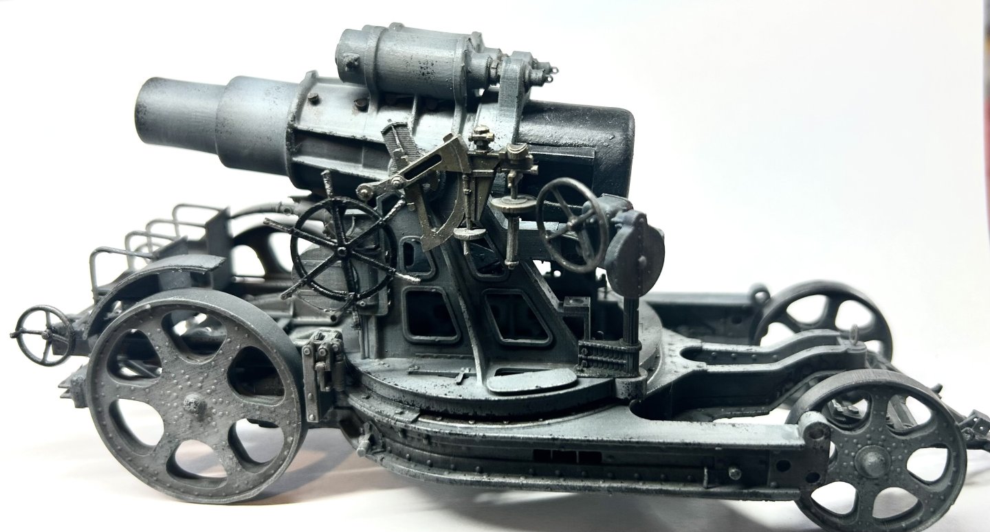 Breda tp32 artillery trailer and Skoda 30.5cm Howitzer
