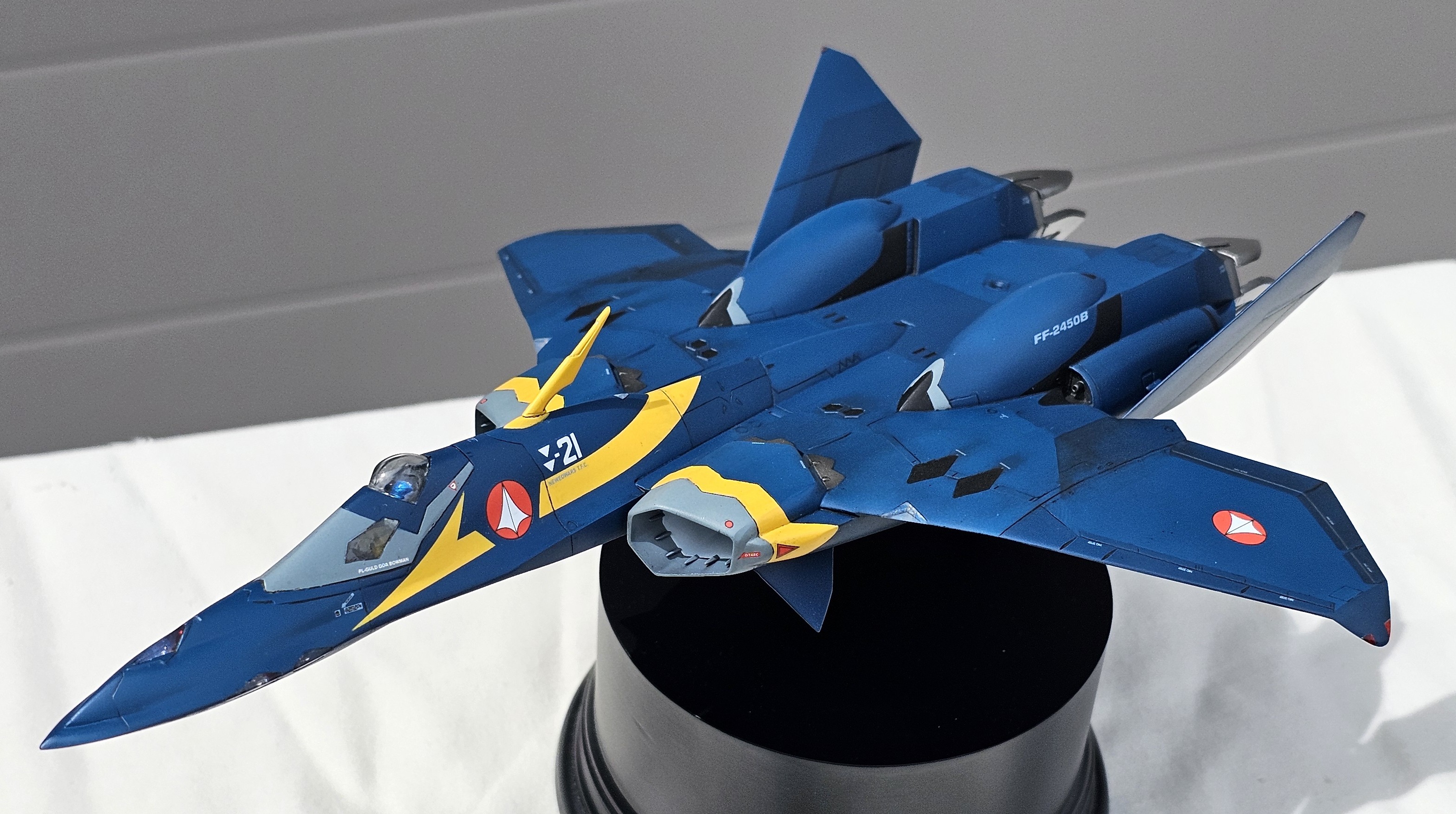 Macross Plus YF-22 