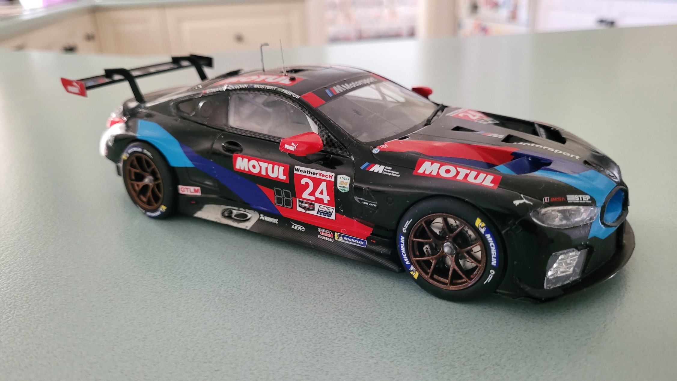 BMW M8 GTE