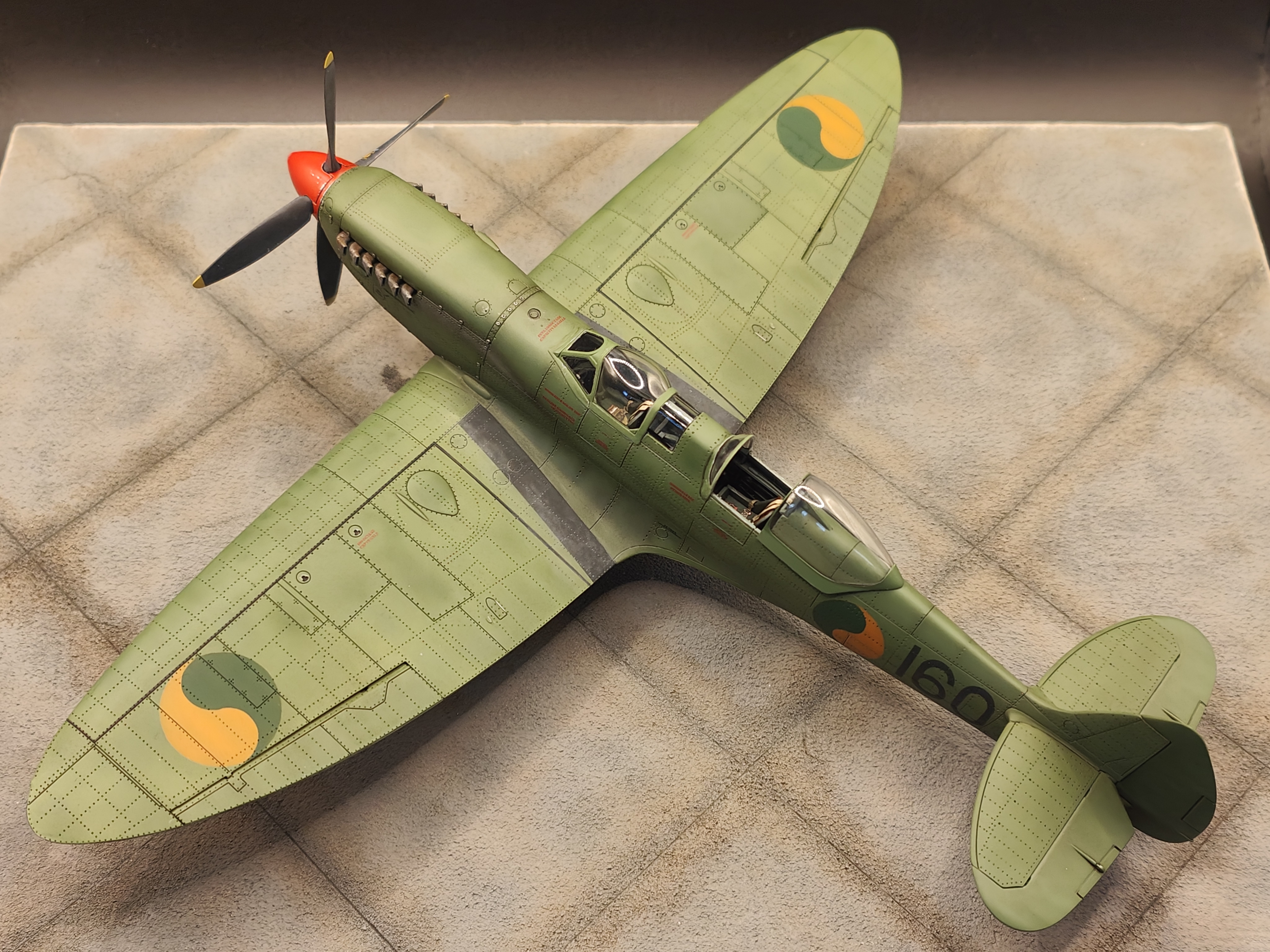 Spitfire TR.9