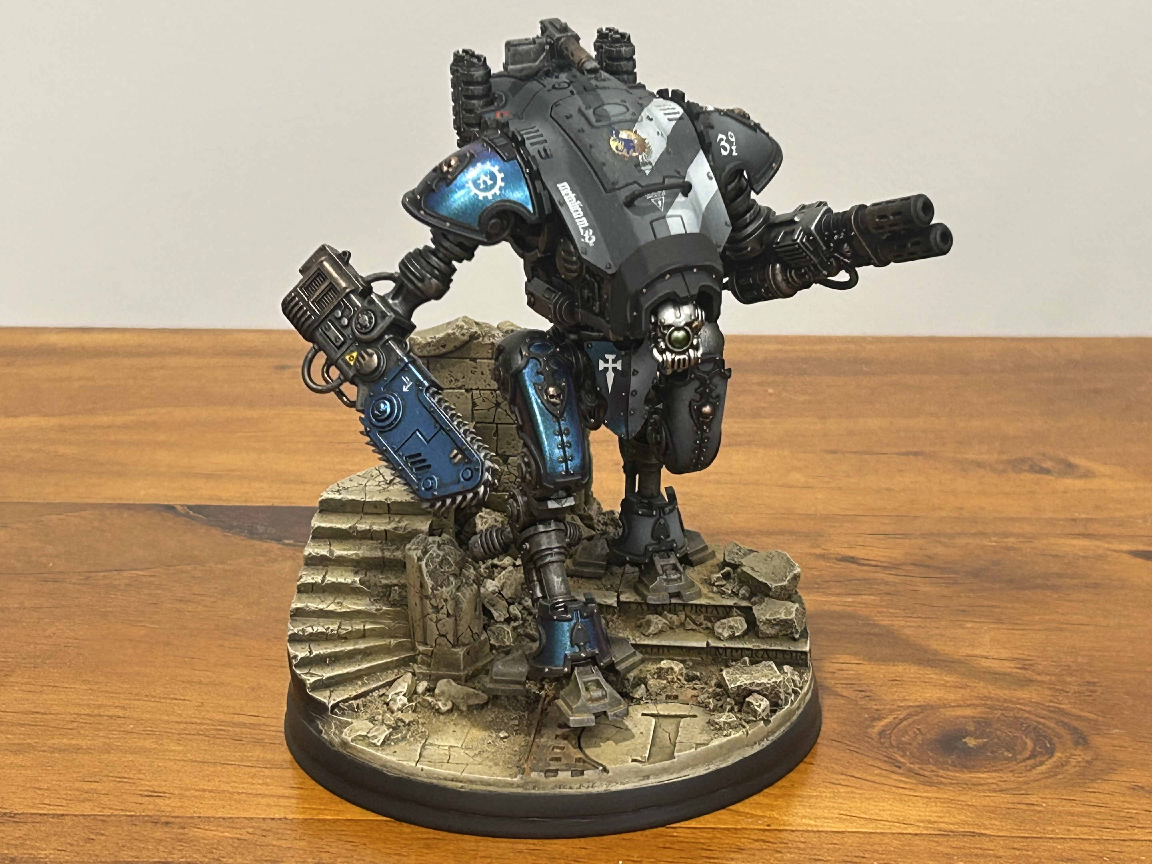 Imperial Knight Armiger Warglaive