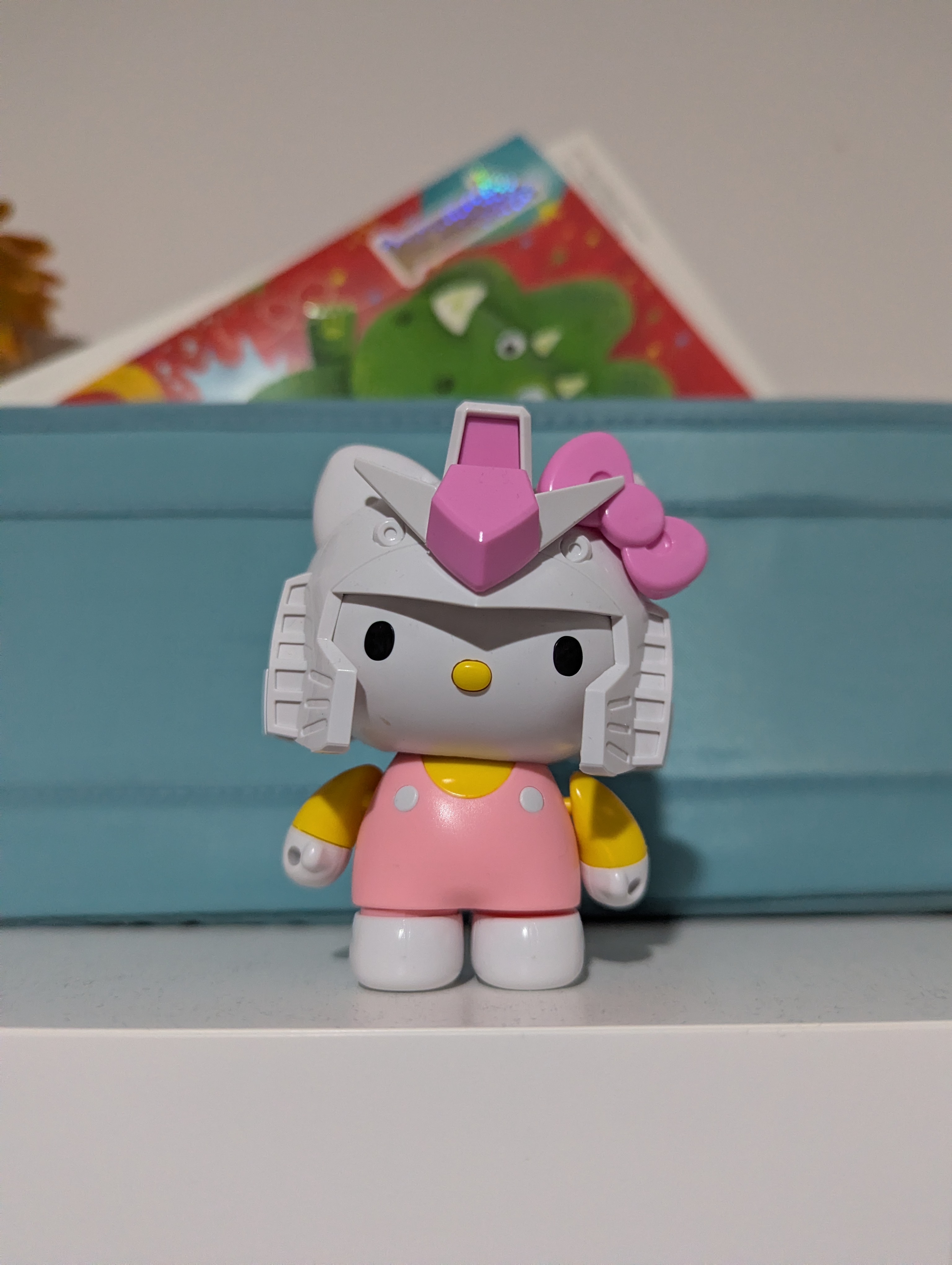 Hello Kitty X Gundam